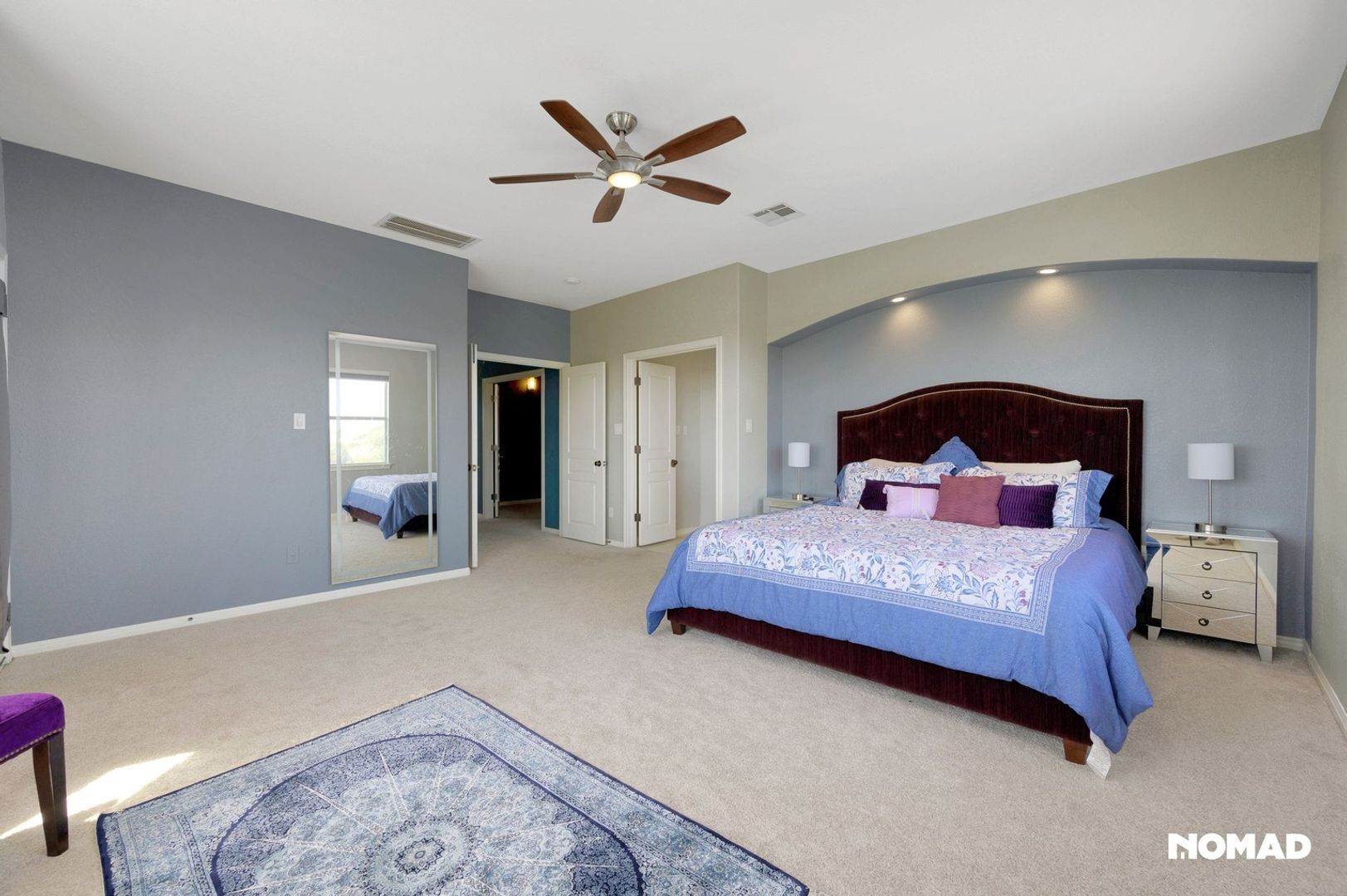 Building Photo - 1015 La Cantera