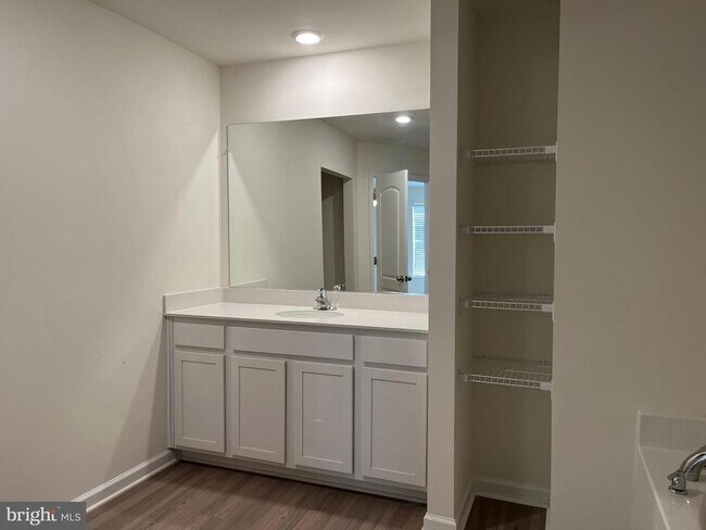 Building Photo - 195 Rappahannock Run