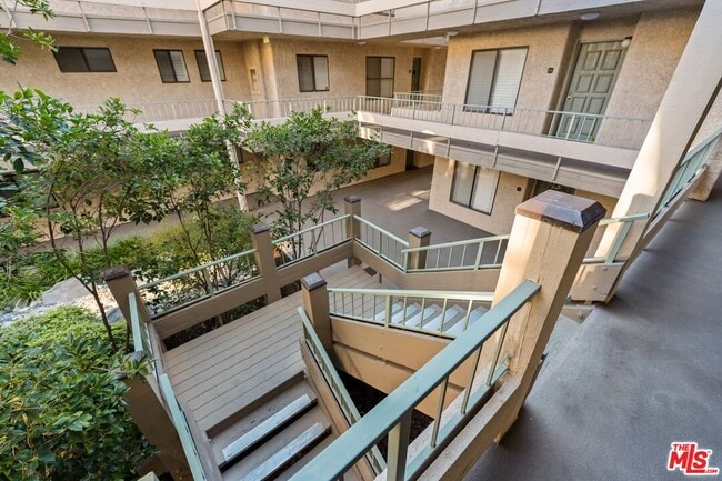 Building Photo - 4141 Via Marisol