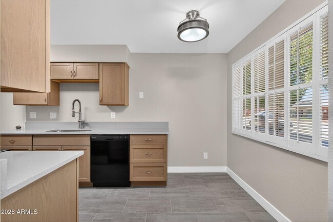 Building Photo - 10123 N 96th Ave