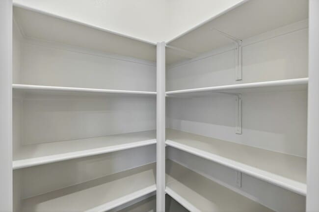 Building Photo - 56 Daytona Ct