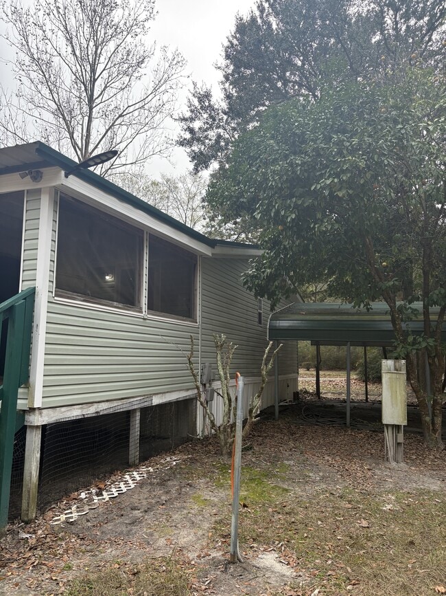 Building Photo - 371 Tom Lodge Rd