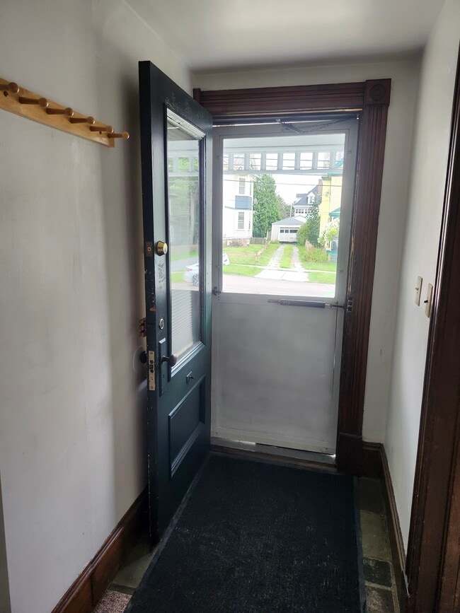 Inside Entrance - 130 Loomis St