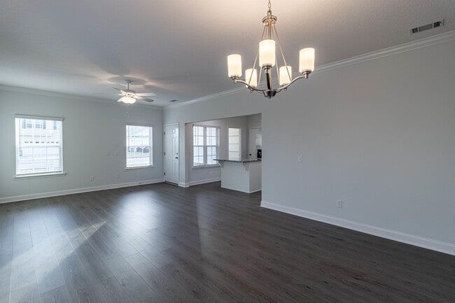 Building Photo - 260 Rutledge Dr