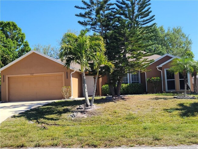 Primary Photo - 1957 SE Sandia Dr