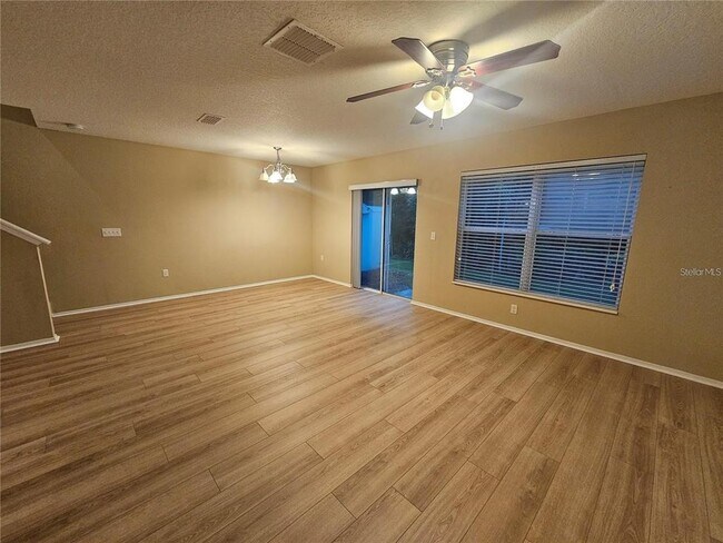 Building Photo - 622 Old Pine Ct