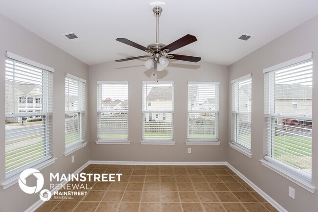 Building Photo - 7010 Dacian Ln