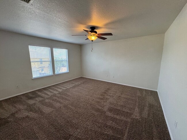 Building Photo - CUTE 2-STORY NESTLED ON A CUL-DE-SAC FEATURING AN ISLAND KITCHEN WITH STOVE/RANGE, DISHWASHER, MI...