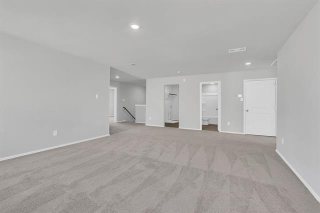 Building Photo - 135 Sienna Dr