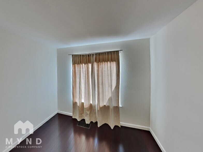 Building Photo - 990 Tera Ct