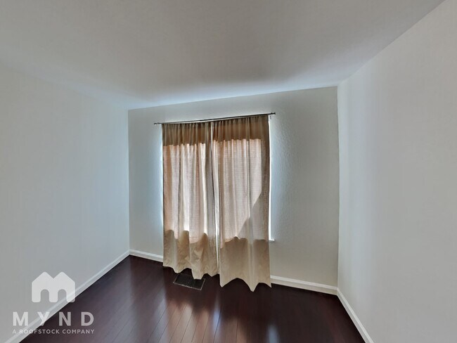 Building Photo - 990 Tera Ct