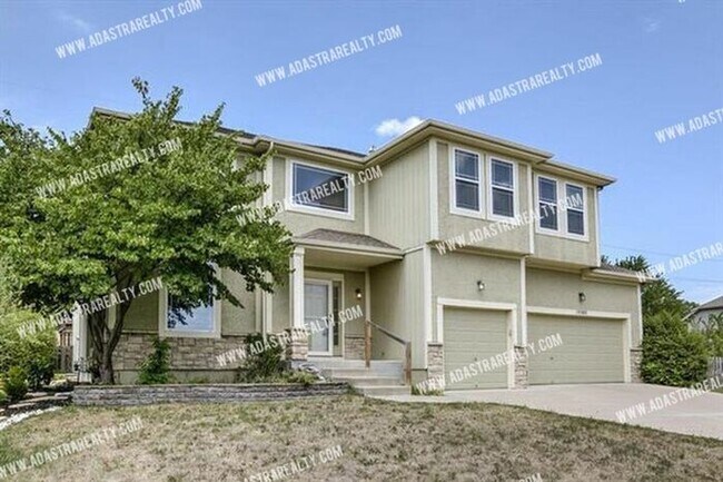 Building Photo - Gorgeous Home in Northwest Olathe-Availabl...