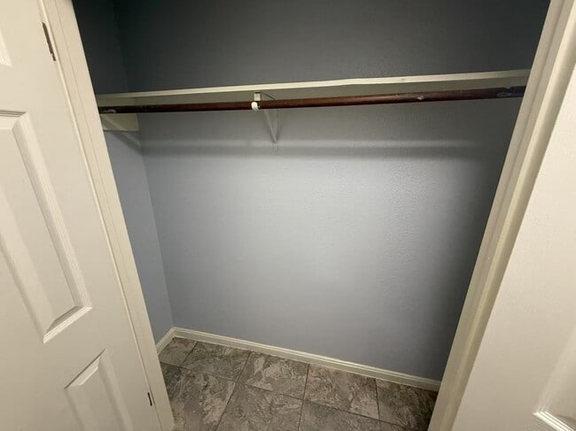 Building Photo - 5719 Lycomb Dr