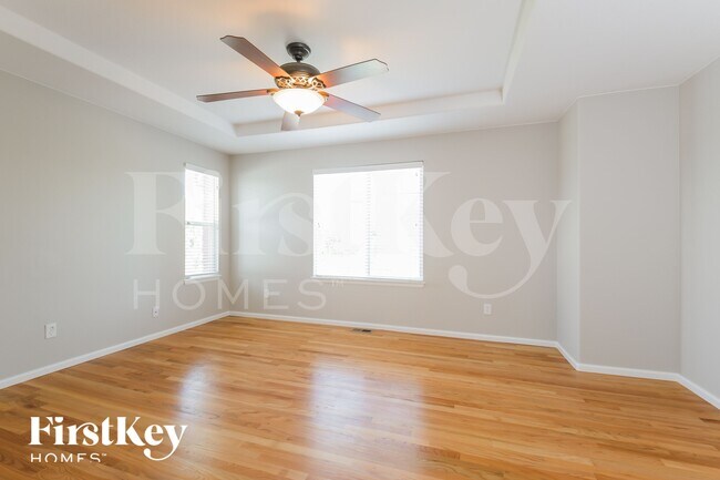 Building Photo - 10518 Ouray St