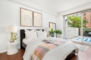 Building Photo - 5500 Friendship Blvd