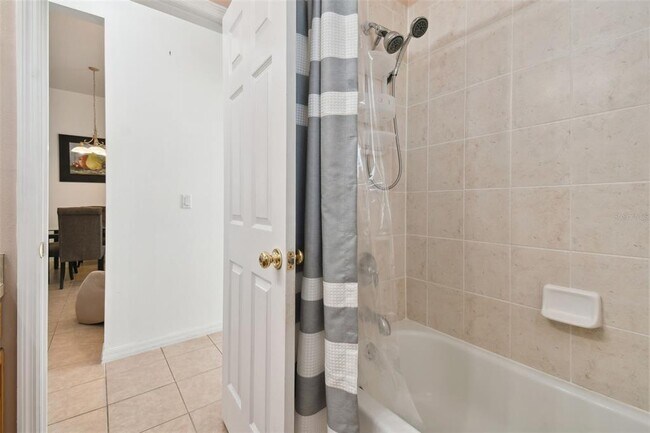 Building Photo - 258 Henley Cir