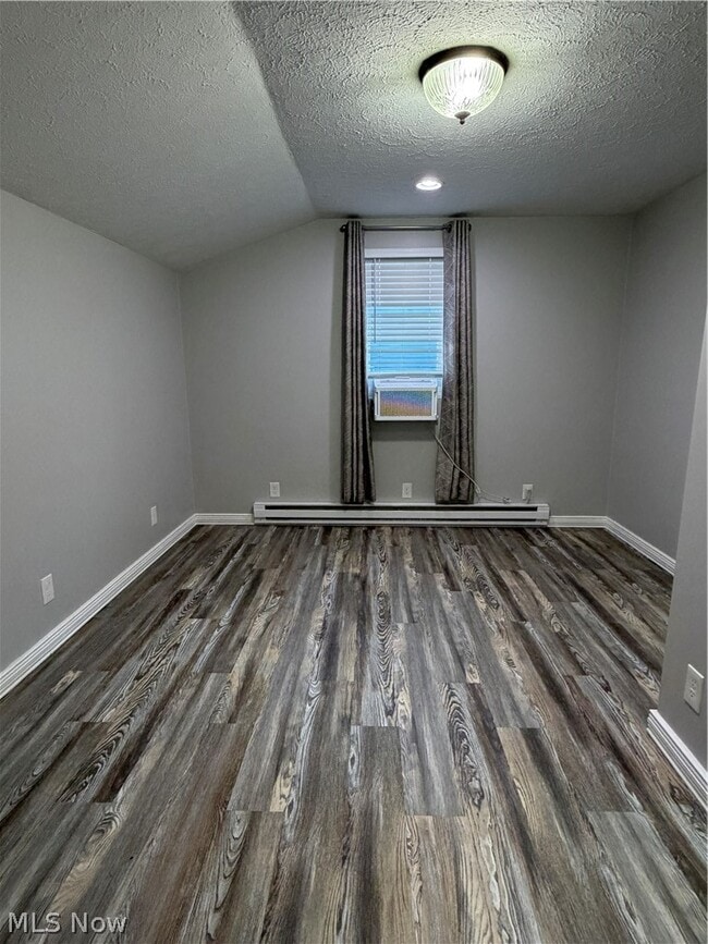 Building Photo - 13187 Yager Dr