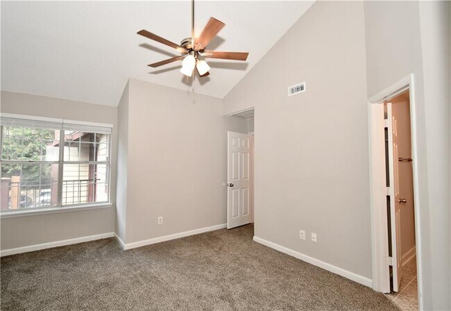 Building Photo - 1101 Sandy Ln Dr