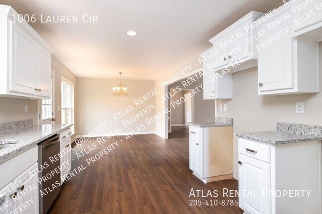 Building Photo - 1006 Lauren Cir E