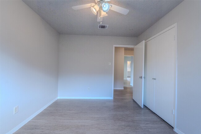 Building Photo - 6658 Canyon Way Dr