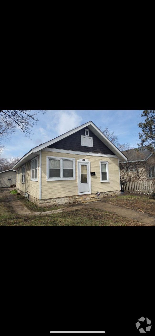 Building Photo - 4507 Camden Ave N