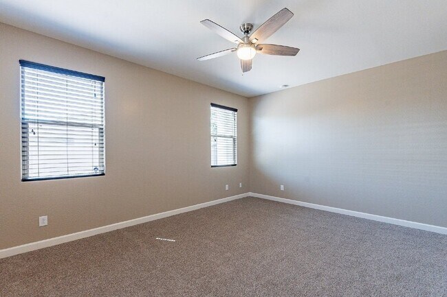Building Photo - 41391 W Williams Way