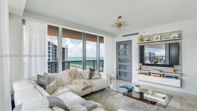 Building Photo - 5875 Collins Ave