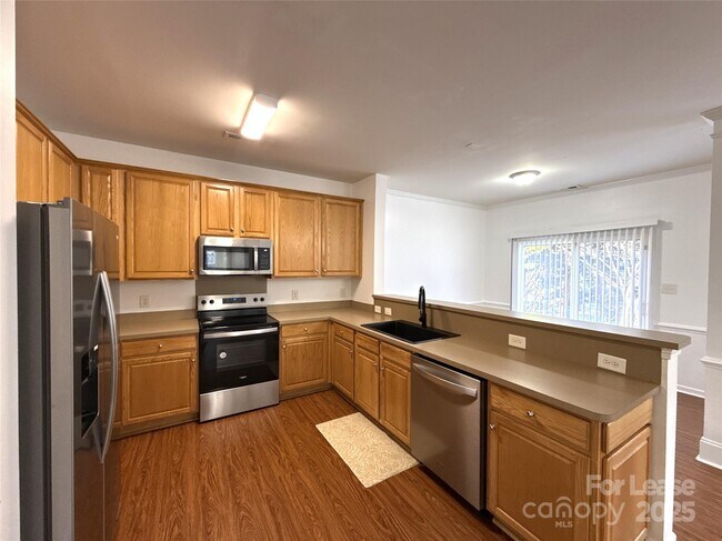 Building Photo - 3415 Cole Mill Rd