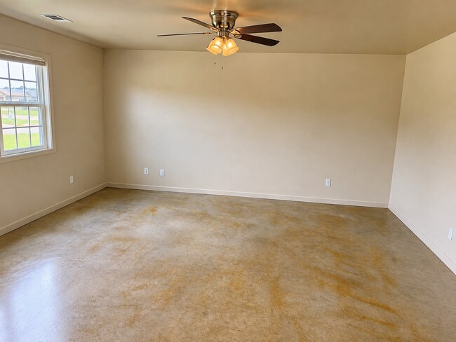 Building Photo - 306 Allyson Dr