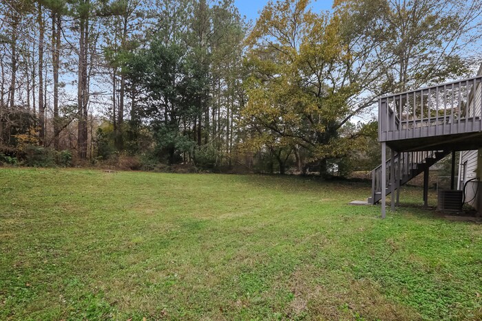 Building Photo - 3207 Sunderland Dr SW