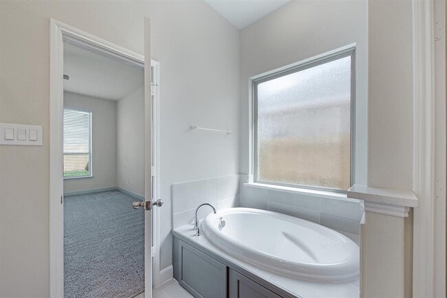 Building Photo - 8727 Arbor Trail Dr