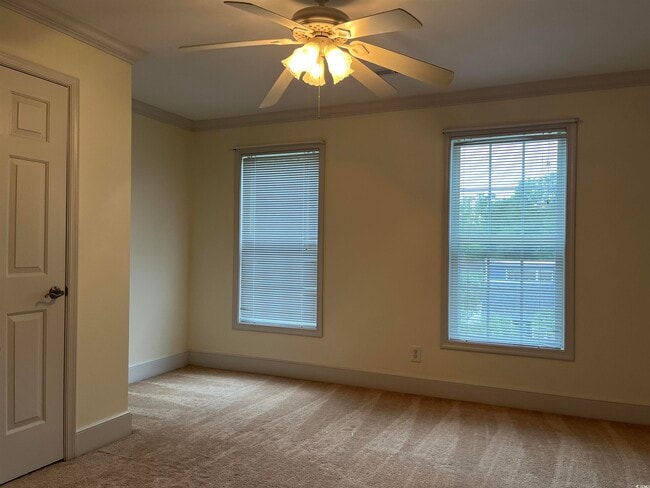 Building Photo - 616 Cypress Dr