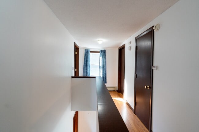 Building Photo - 29 Starlight Dr