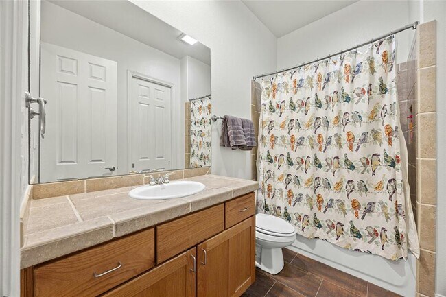 Building Photo - 18500 Lakehead Cir