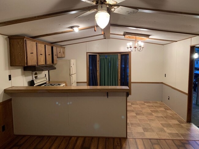 Building Photo - Haughton Peaceful Pines 2 Bed 1 Bath