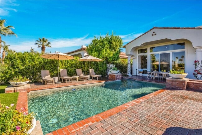 Building Photo - 48385 Vista Calico