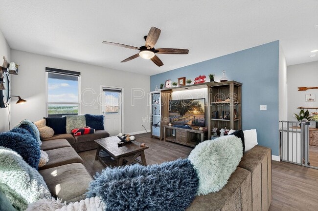 Building Photo - 7001 Lions Pk