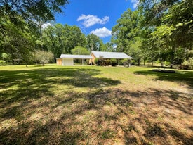 Building Photo - 417 SW Barney St