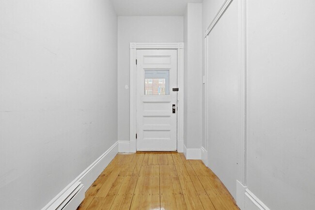 Building Photo - 97 Horace St