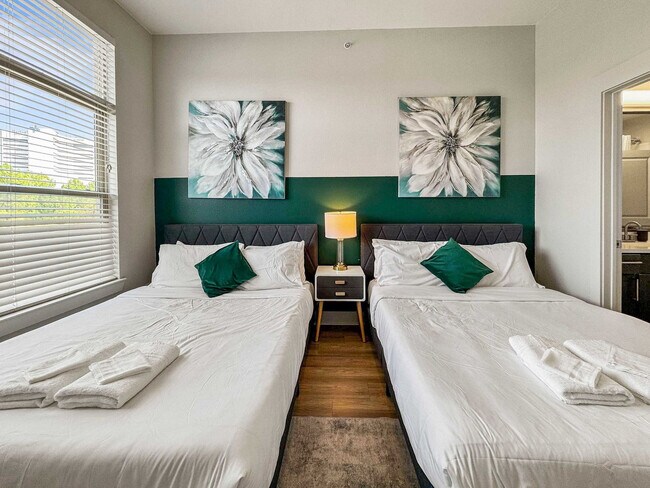 Building Photo - 2901 Indiana St