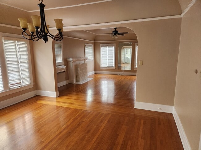 Living room & Dining room - 1063 S Cloverdale Ave