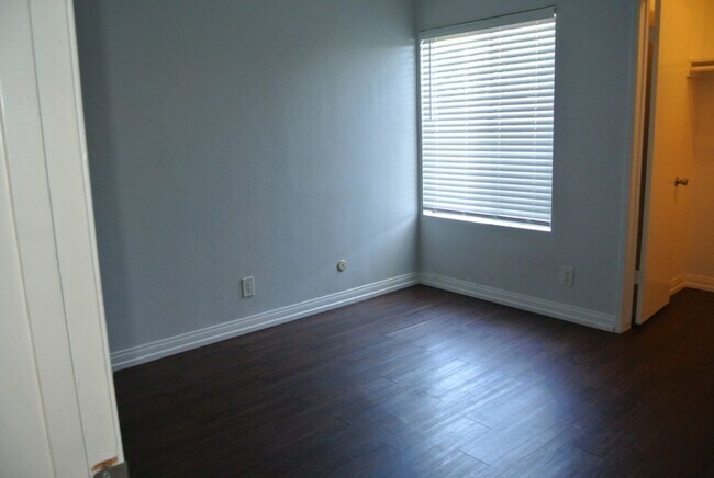 Building Photo - 2Bed/1Bath in Fire Mountain community~ Fire Mountain