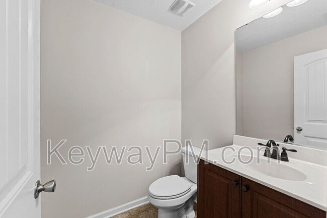 Building Photo - 1468 Collins Dr