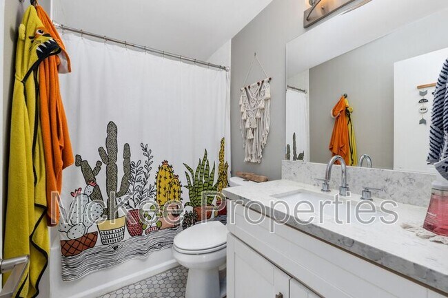 Building Photo - 1212 Oneonta Ave