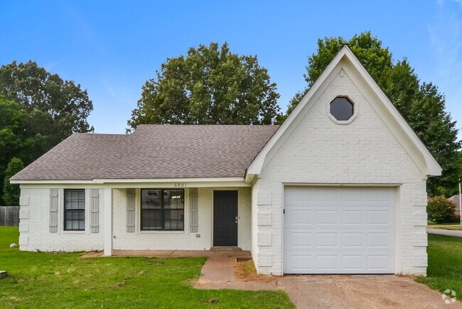 Building Photo - 6801 College Park Cove