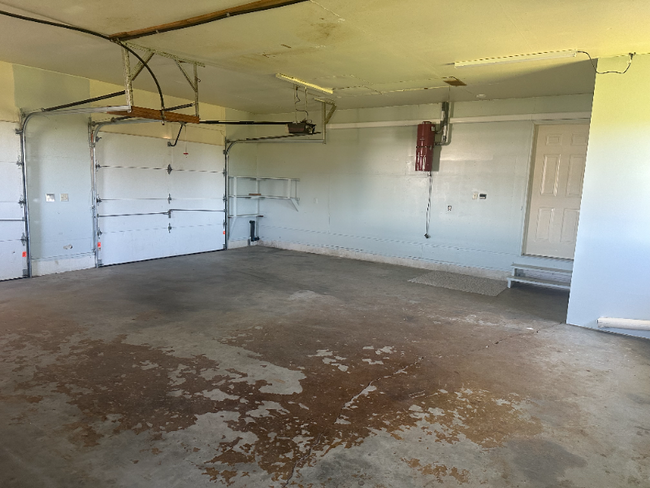 Building Photo - 203 S Airport Rd