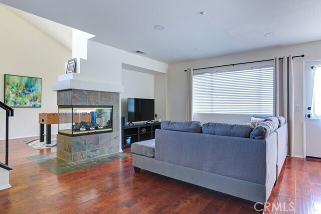 Building Photo - 14794 Goldenrain Dr