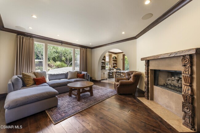 Building Photo - 4372 Via Juanita
