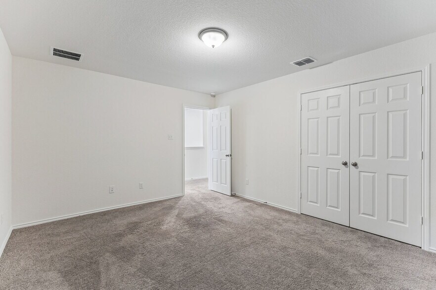 Building Photo - 4481 Acerno St