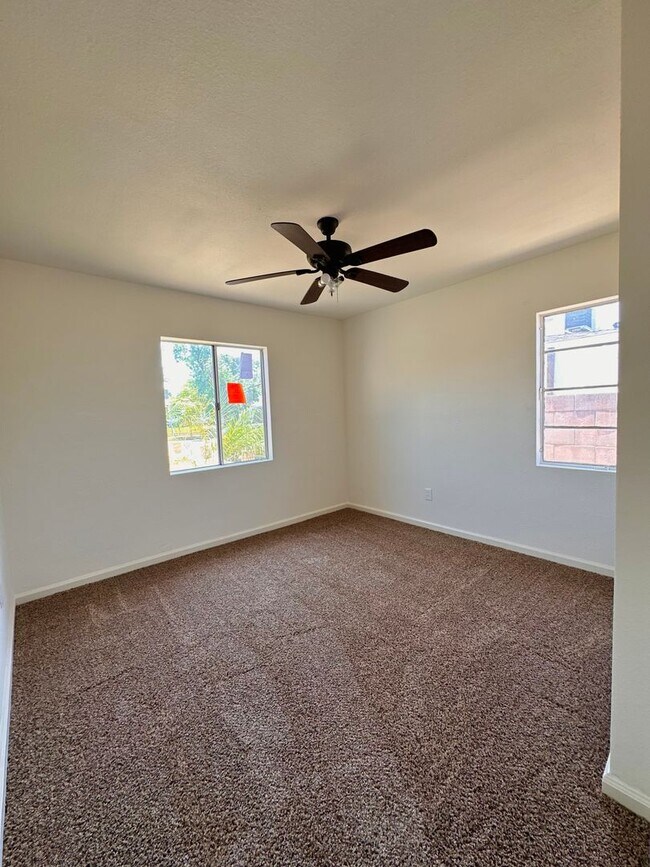 Building Photo - 3BD/2BA House - Hemet, CA